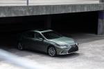 Lexus ES300h 2018 года (WW)